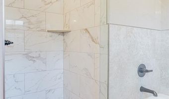 5409 Regent Rd, Bentonville, AR 72713