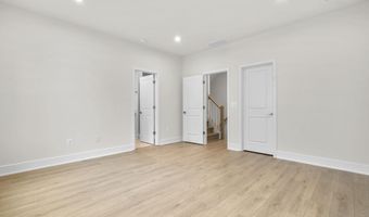 1 PICASSO Sq Turner 22-F2-Rt, Ashburn, VA 20148