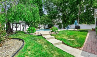 36 BEAVER Dr, Barrington, NJ 08007