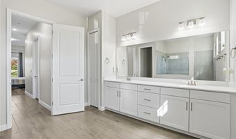 17040 Serengeti Cir, Alva, FL 33920