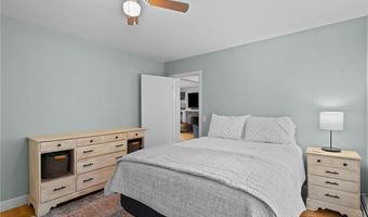 2594 Division Rd, East Greenwich, RI 02818