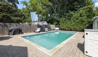 7 Pleasant Vw, Jamestown, RI 02835