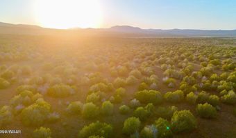 N SIX SHOOTER TRL 20 ACRES, Ash Fork, AZ 86320
