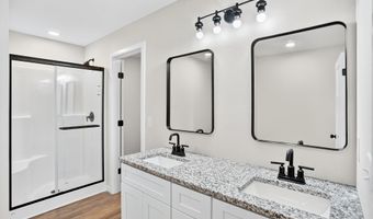 102 Northview Ter, Ash Grove, MO 65604