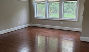 7702 TRAMMELL Rd, Annandale, VA 22003