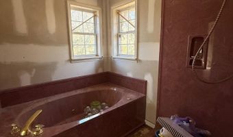 221 FREEMAN Dr, Altoona, AL 35952