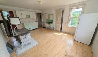 45 Senter St, Allouez, MI 49805