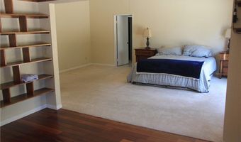 520 Woodland Hills Dr, Escondido, CA 92029