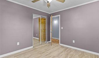 5 Lea Dr, Bristol, RI 02809