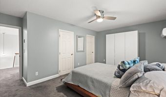 84 Roundhouse Rd, Bourne, MA 02532