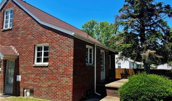 321 S Lake St, Amherst, OH 44001