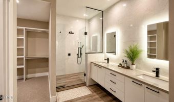 6525 E CAVE CREEK Rd 34, Cave Creek, AZ 85331