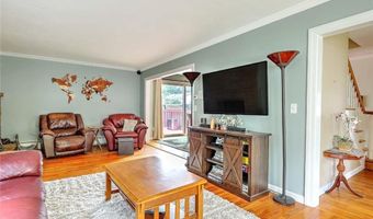 5 HIGH St, Warwick, RI 02886