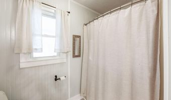 153 County Farm Rd, Alamo, TN 38001