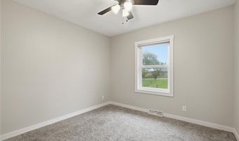 202 Wilson Ct, Anamosa, IA 52205
