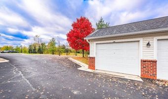 854 W Summerfield Glen Cir W 116, Ann Arbor, MI 48103