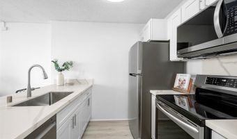 98-500 Koauka Loop 7N, Aiea, HI 96701