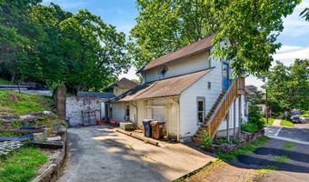 210 W State St, Athens, OH 45701
