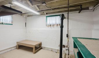 87 Hollywood Ave, Albany, NY 12208