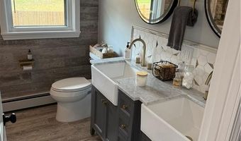 446 Angell Rd, North Providence, RI 02904