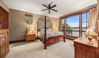 1060 Lake Viking Ter, Altamont, MO 64620