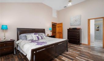 165 Lynn Cir, East Greenwich, RI 02818