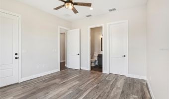 224 VALENCIA RIDGE Dr, Auburndale, FL 33823