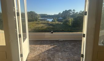 6601 April Bayou Dr, Biloxi, MS 39532