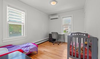 562 N Edgemere Dr, West Allenhurst, NJ 07711