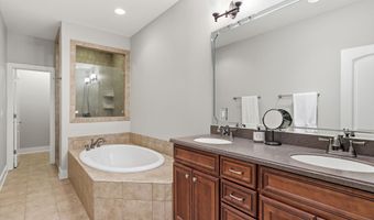 125 Ledges Trl, Alexander City, AL 35010