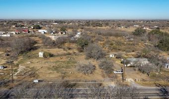 5609 N FM 3465, Adkins, TX 78101