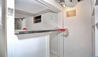 64 Lunn Ave, Bergenfield, NJ 07621
