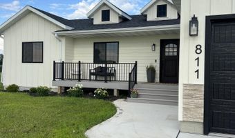 811 S Ibis St, Aberdeen, SD 57401