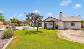 15305 Lookout Rd, Apple Valley, CA 92307