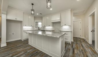 100 Michael Dr, Beebe, AR 72012
