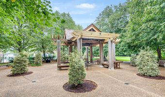 4141 N HENDERSON Rd 805, Arlington, VA 22203