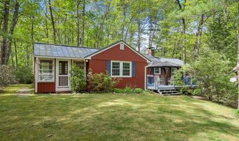 12 Lord Jeffrey Dr, Amherst, NH 03031