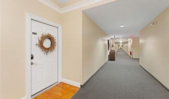 1 Tupperware Dr 326, North Smithfield, RI 02896