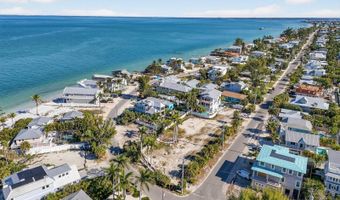 812 N BAY Blvd, Anna Maria, FL 34216