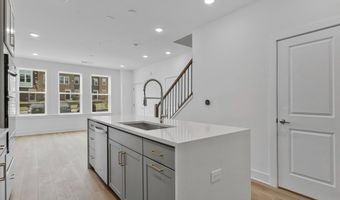 19826 LAVENDER DUST Sq, Ashburn, VA 20147