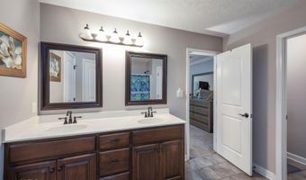 255 N Taylor Dr, Bells, TN 38006
