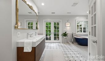 2700 Belvedere Ave, Charlotte, NC 28205