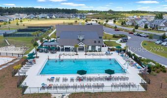 302 Castaway Dr, Bluffton, SC 29910