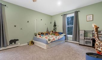 603 Limerick Rd, Arundel, ME 04046