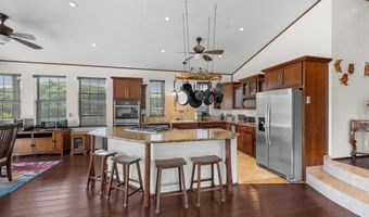 8320 Kamehameha V Hwy, Kaunakakai, HI 96748