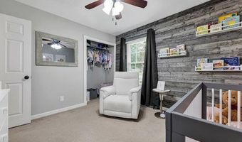 514 Great Hill Dr, Ballwin, MO 63021