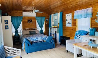 107 Hunter Rd N, Alburgh, VT 05440