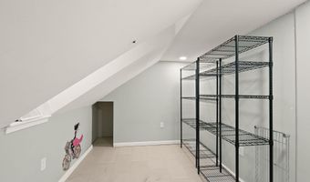 5104 BIRCH Ln, Annandale, VA 22003