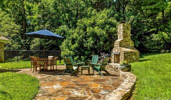 13 Ashley Rd, Asheville, NC 28805