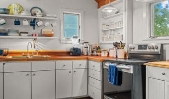 21 Main St, Bennington, VT 05257